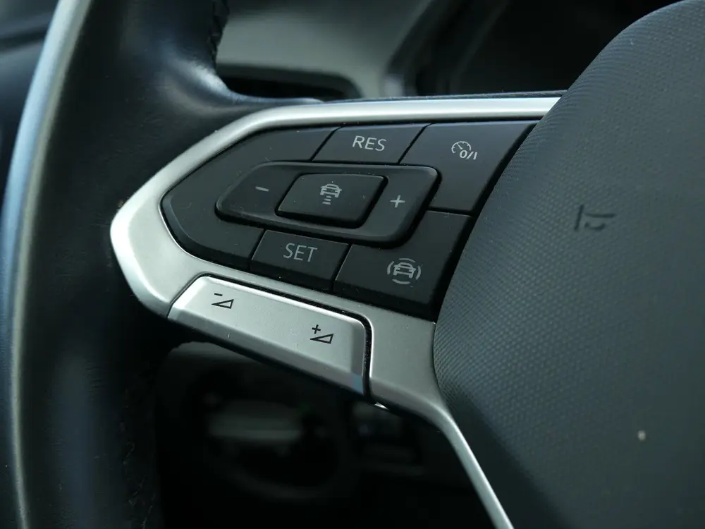 Volkswagen T-Cross 1.0 TSI Life / Camera / PDC / Navigatie / uit 2023, foto 18