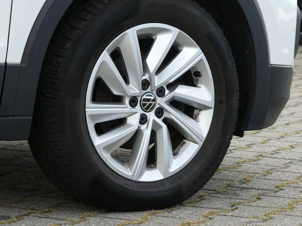 Volkswagen T-Cross 1.0 TSI Life / Camera / PDC / Navigatie / uit 2023, foto 7
