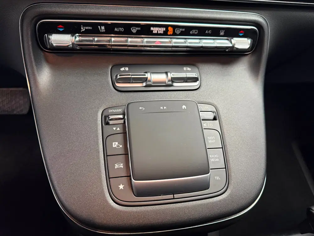 Mercedes-Benz EQV 8-pers AMG uit 2024, foto 10
