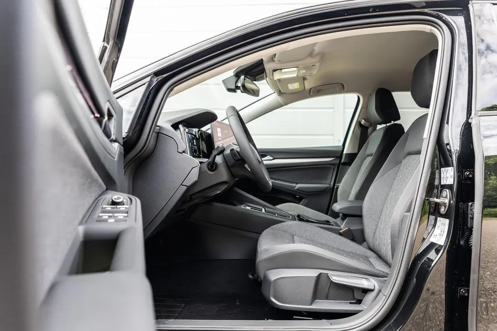 Volkswagen Golf 1.5 TSI 116pk Life Edition | Trekhaak Wegkla uit 2026, foto 14