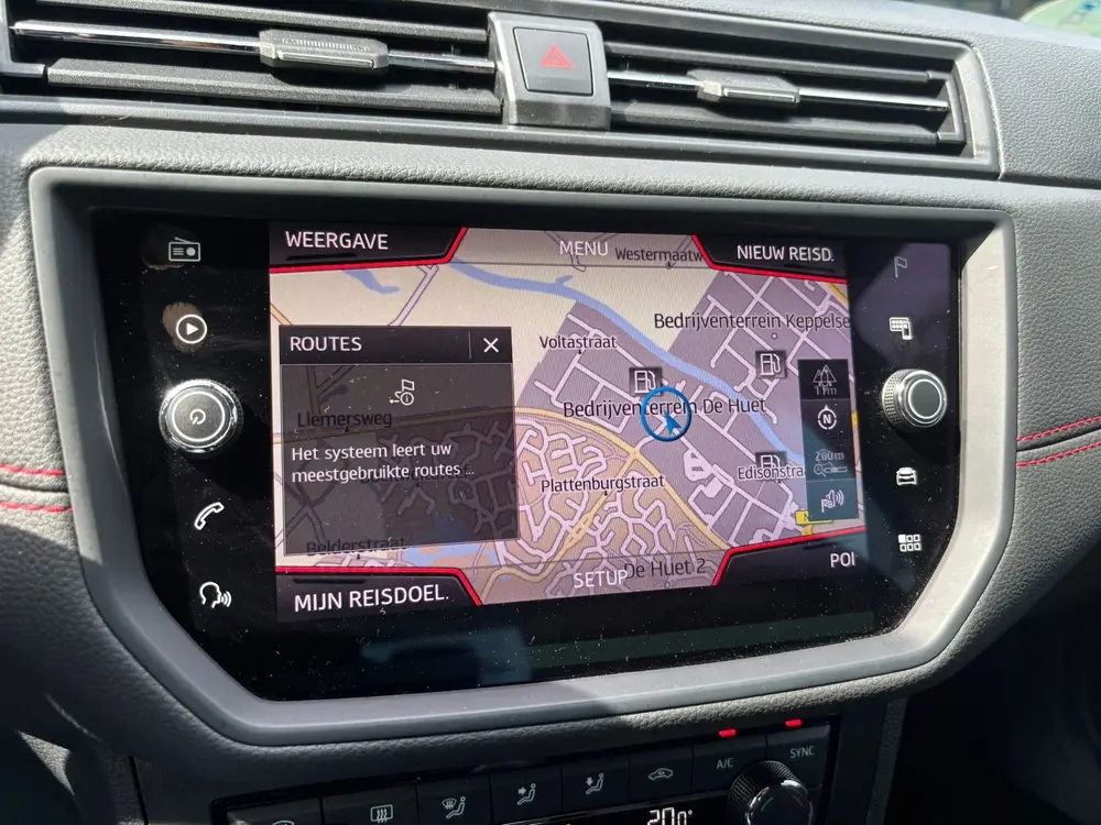 SEAT Arona 1.5 TSI EVO FR Business Intense|ACC|Camera|DAB|LE uit 2019, foto 13