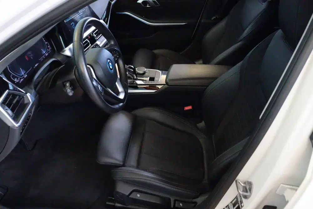 BMW 3-serie 3 Serie Touring 320e uit 2021, foto 6