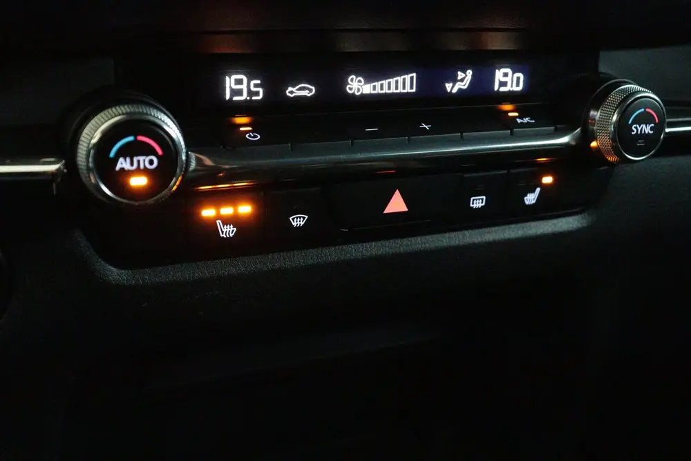 Mazda CX-30 2.0 e-SkyActiv-X M Hybrid Sportive Automaa uit 2022, foto 7