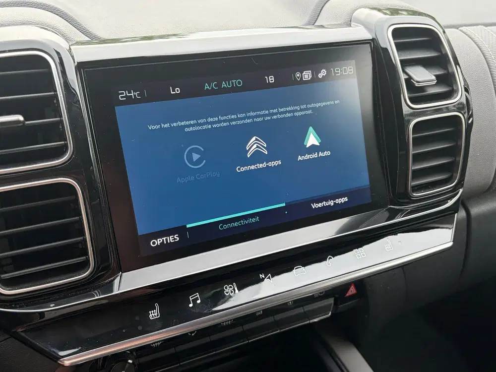 Citroën C5 Aircross Citroen C5 Aircross 1.6 Plug-in Hybrid 225 uit 2020, foto 11