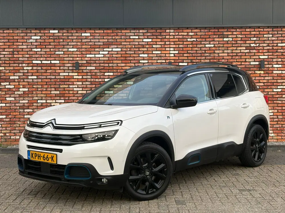 Citroën C5 Aircross Citroen C5 Aircross 1.6 Plug-in Hybrid 225 uit 2020, foto 17