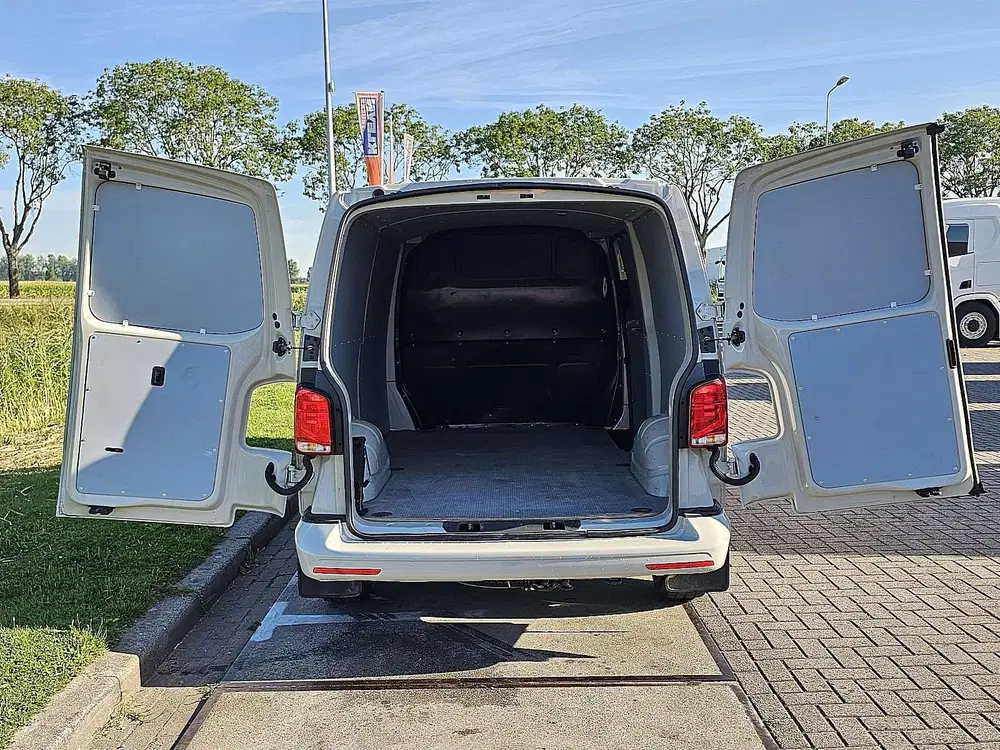 Volkswagen Transporter 2.0 TDI t6.1 150pk l2h1 autm uit 2024, foto 12