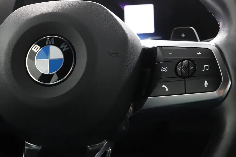 BMW X1 sDrive18i uit 2023, foto 17