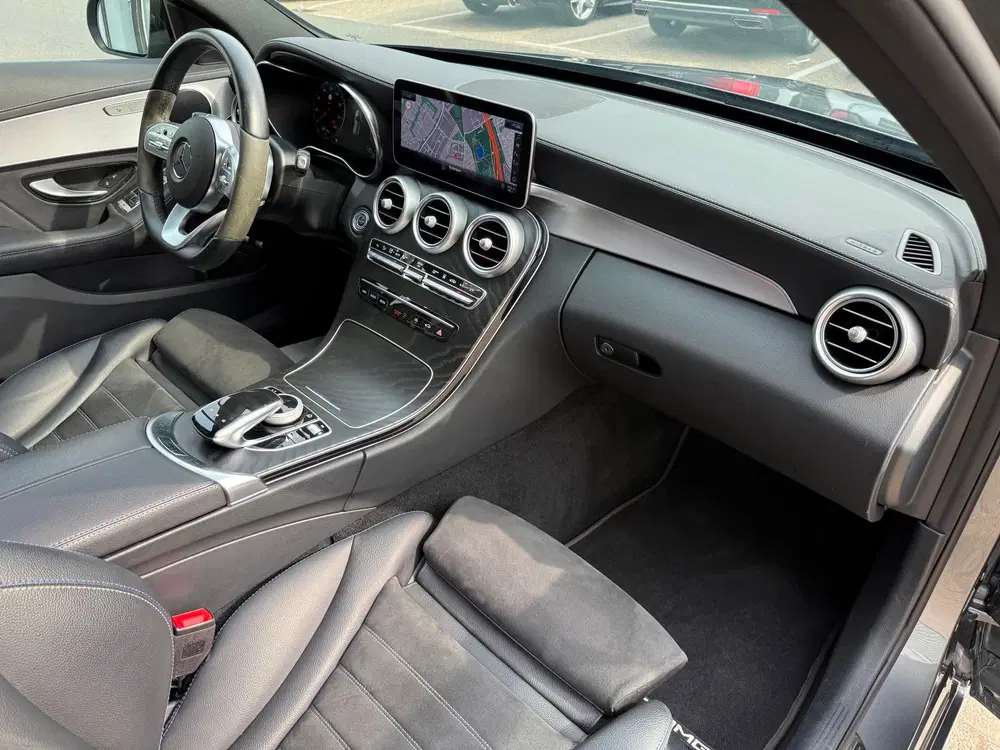 Mercedes-Benz C-Klasse 300 e AMG 360º uit 2021, foto 5
