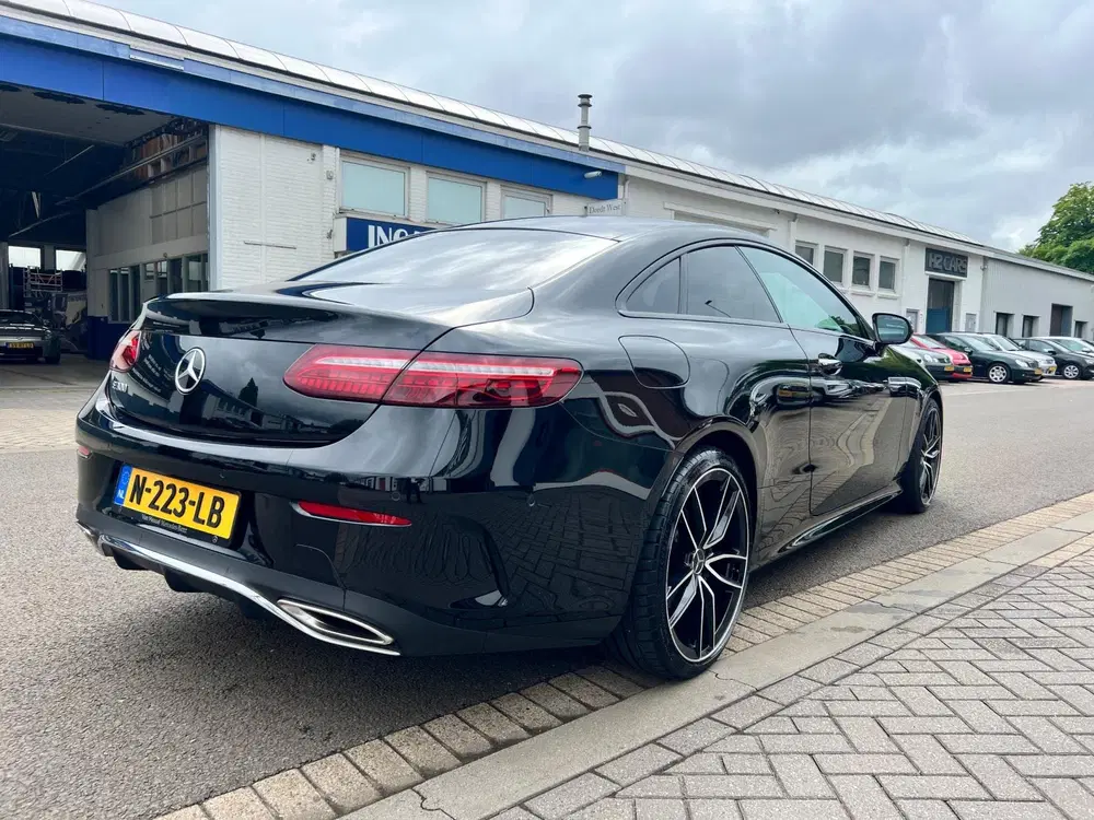 Mercedes-Benz E-Klasse 300 AMG Line 1 JAAR GARANTIE uit 2021, foto 7