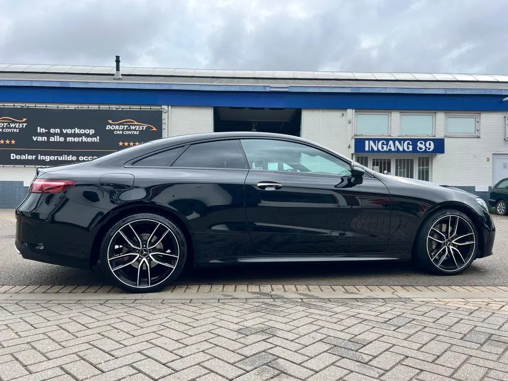 Mercedes-Benz E-Klasse 300 AMG Line 1 JAAR GARANTIE uit 2021, foto 8