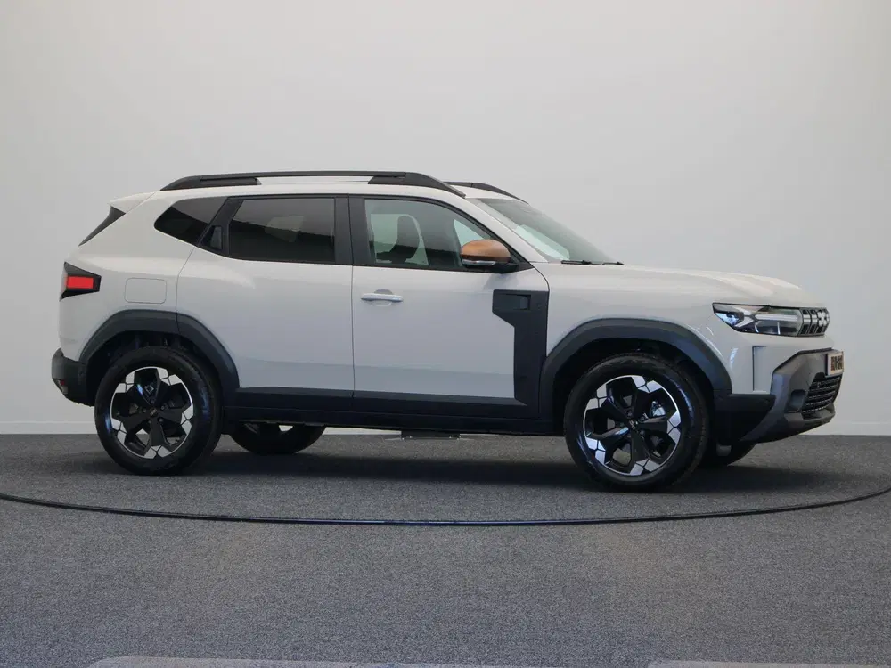 Dacia Duster Full Hybrid 140pk Extreme uit 2024, foto 13