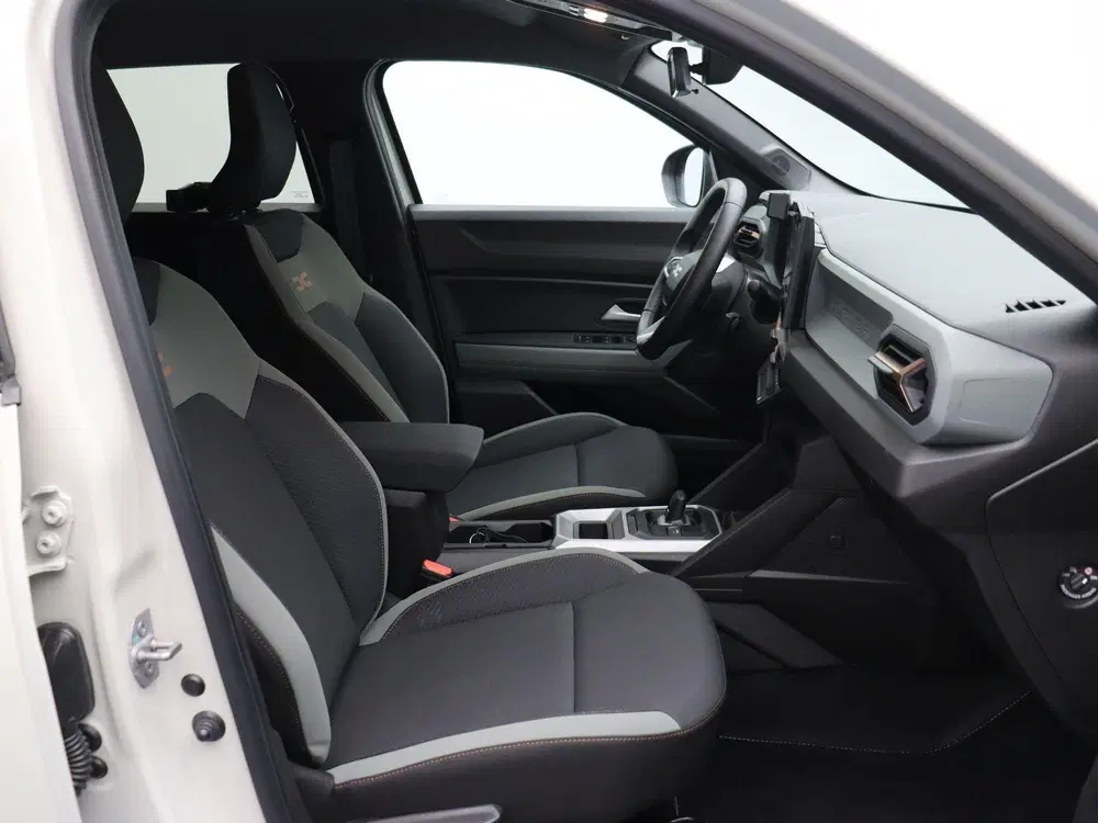 Dacia Duster Full Hybrid 140pk Extreme uit 2024, foto 15