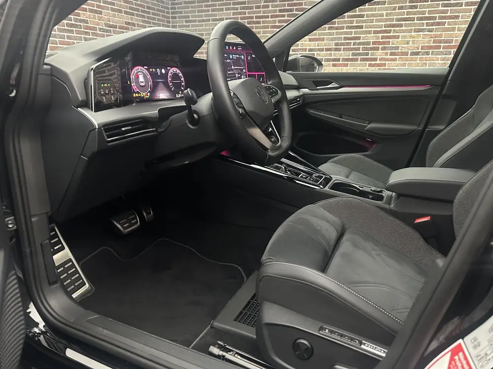 Volkswagen Golf 1.5 eTSI R-Line Edition 50 Jahre| Pano| Head uit 2024, foto 14