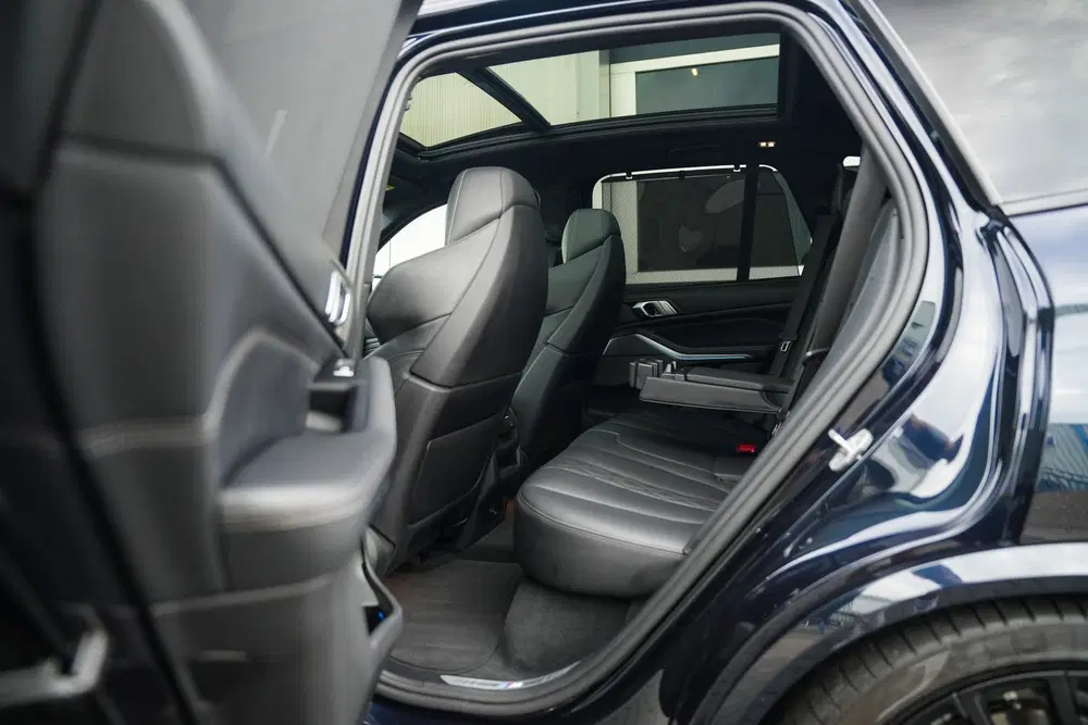 BMW X5 xDrive45e 394 pk High Executive M-Sport uit 2020, foto 17