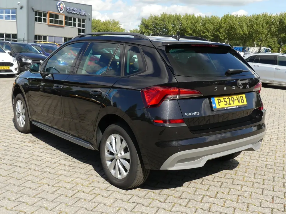 Skoda Kamiq 1.0 TSI Business Edition Upgrade uit 2022, foto 4