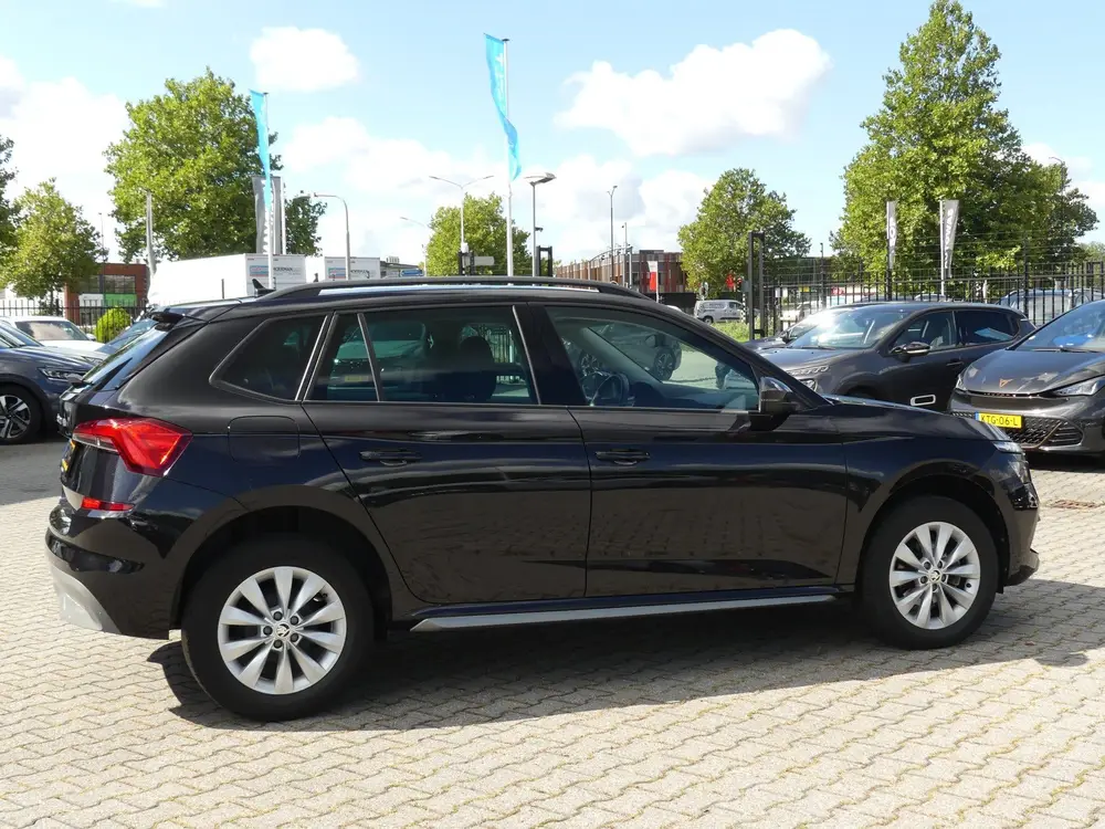 Skoda Kamiq 1.0 TSI Business Edition Upgrade uit 2022, foto 6