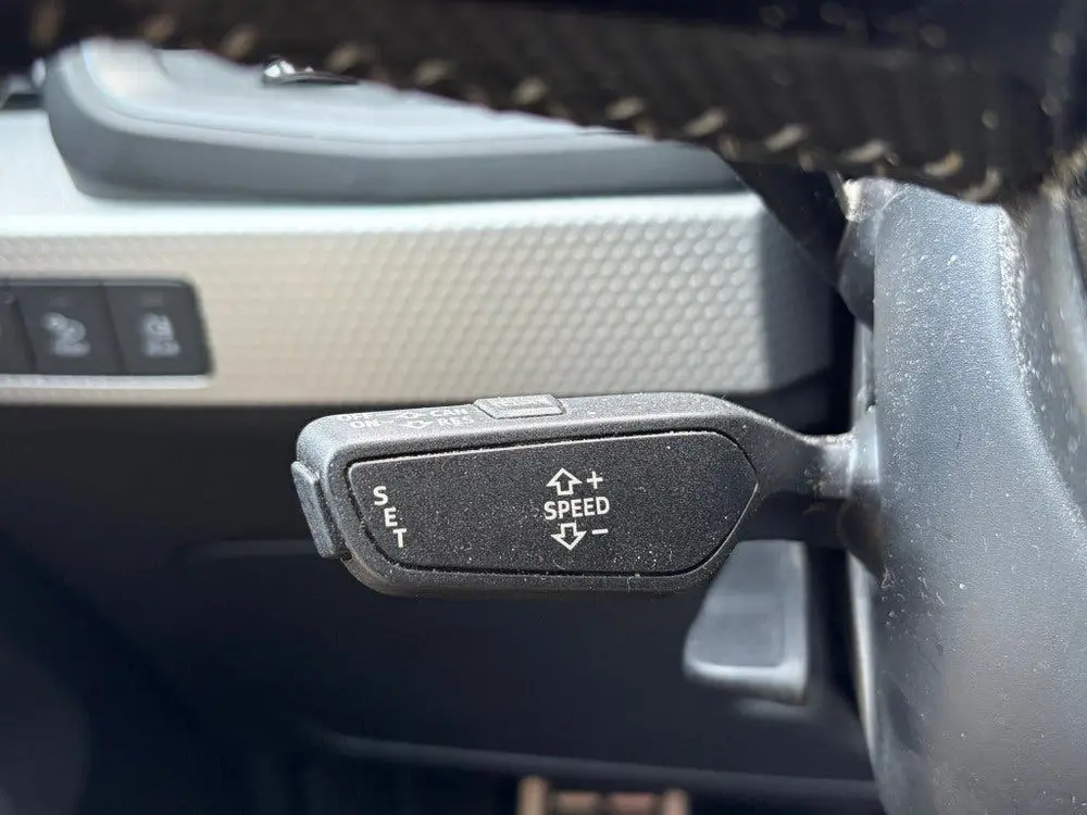 Audi A1 SB 30 TFSI S Line Edition One LED Navi Virtual Carpl uit 2019, foto 10