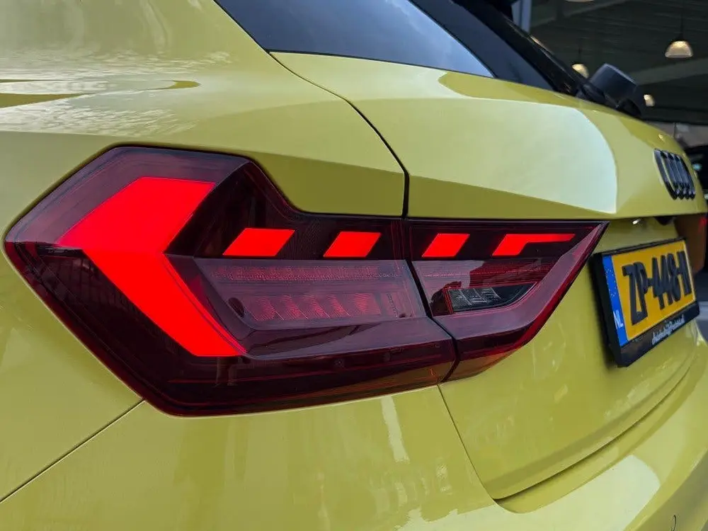 Audi A1 SB 30 TFSI S Line Edition One LED Navi Virtual Carpl uit 2019, foto 18