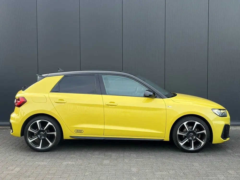 Audi A1 SB 30 TFSI S Line Edition One LED Navi Virtual Carpl uit 2019, foto 2