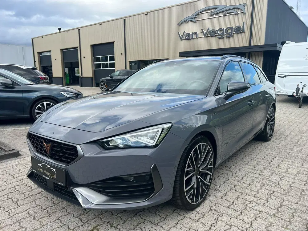 Cupra Leon 1.4 e-Hybrid VZ Performance pano uit 2022, foto 3
