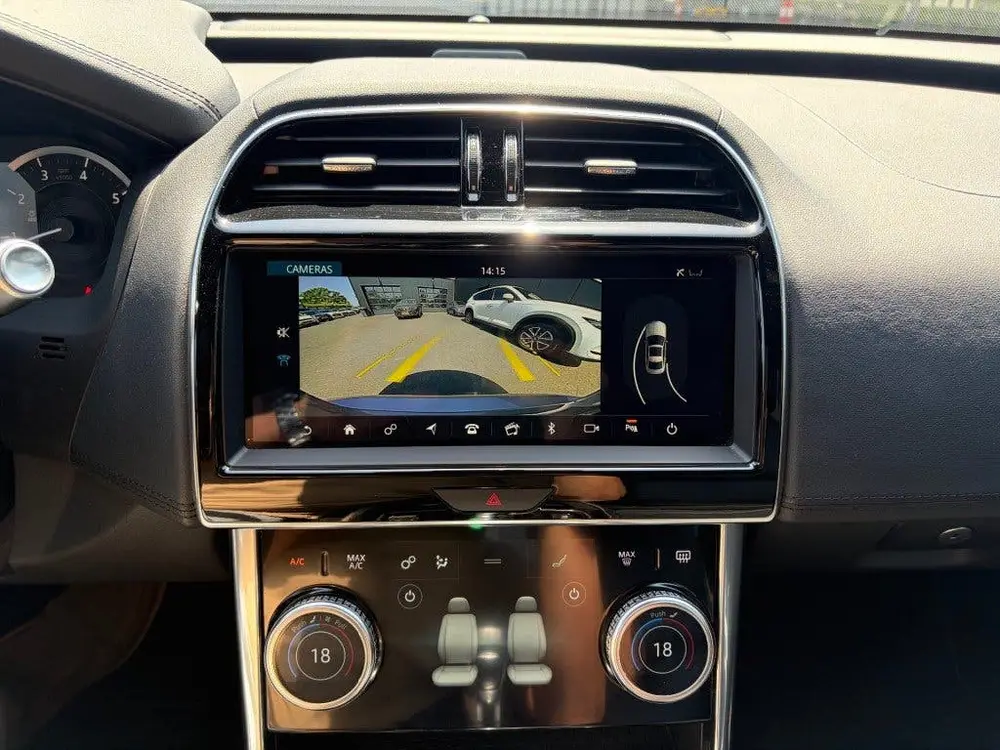 Jaguar XE 2.0 P250 Aut. Pano Leder Camera LED Carplay Androi uit 2020, foto 7