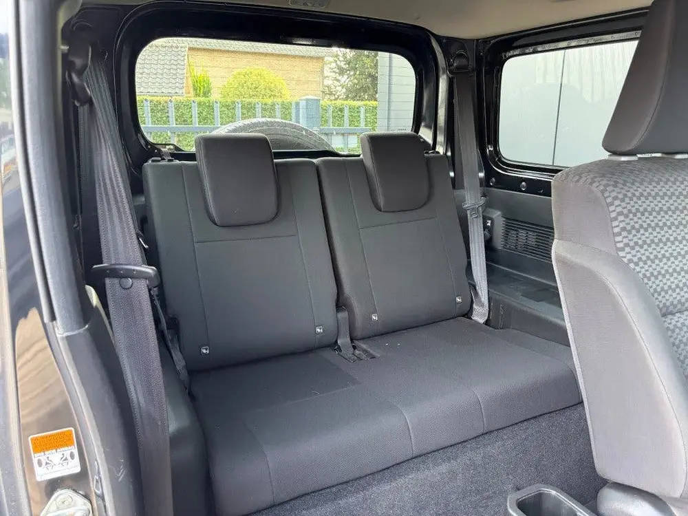 Suzuki Jimny 1.5 AllGrip Comfort+ 4-zits LED Navi Cruis uit 2020, foto 4