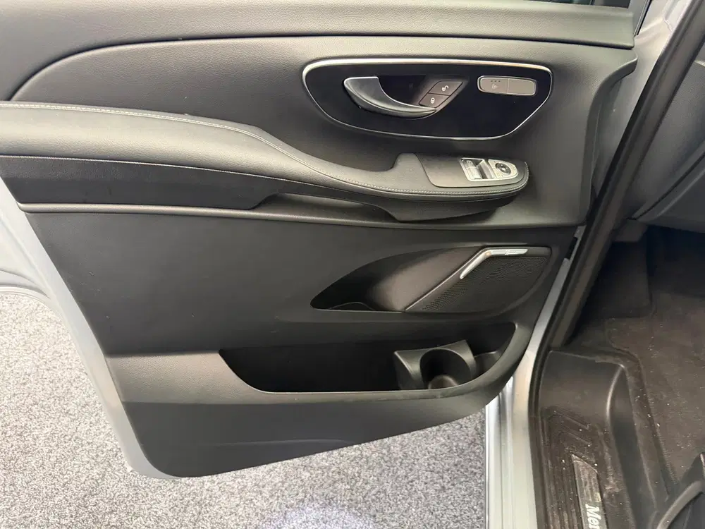 Mercedes-Benz EQV 7pers uit 2025, foto 11