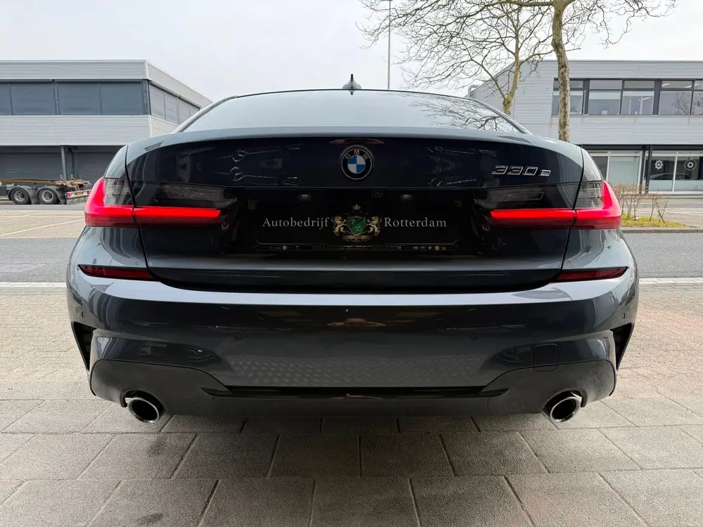 BMW 3-serie 330e High Executive AUT 292PK LED uit 2019, foto 15