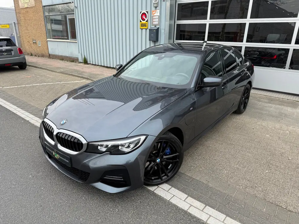 BMW 3-serie 330e High Executive AUT 292PK LED uit 2019, foto 7