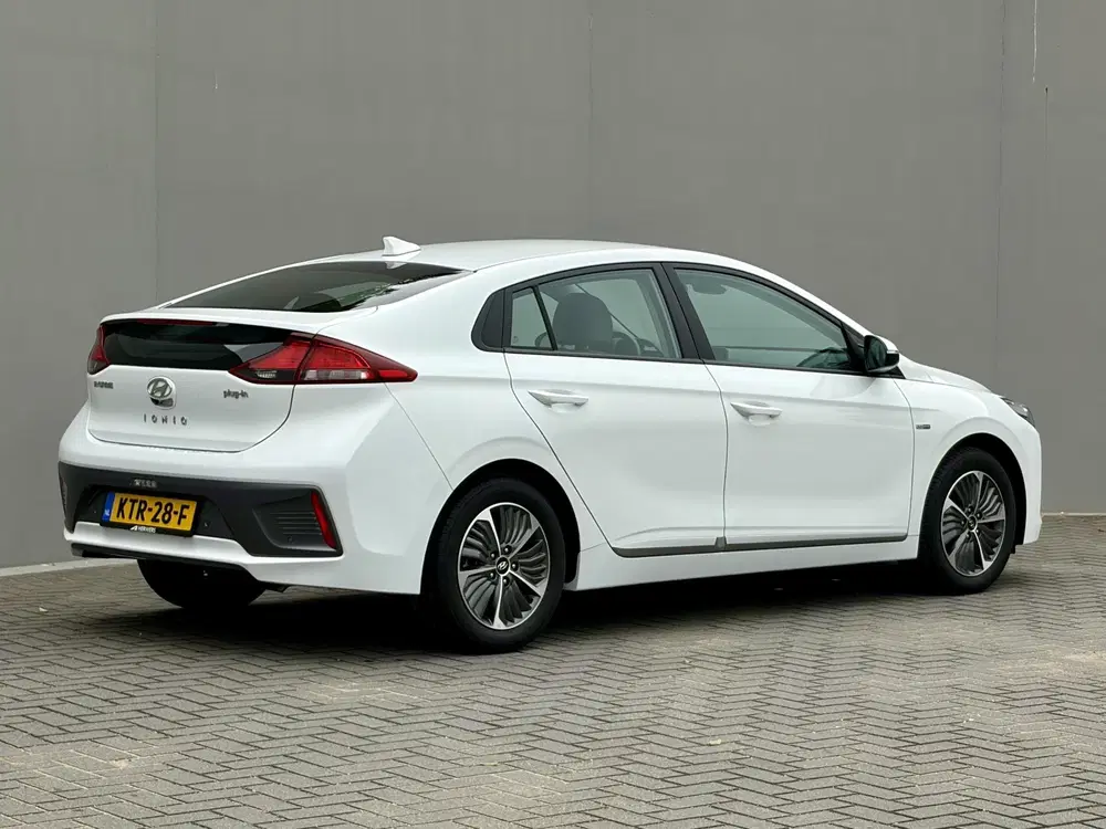 Hyundai IONIQ 1.6 GDi Comfort uit 2021, foto 3