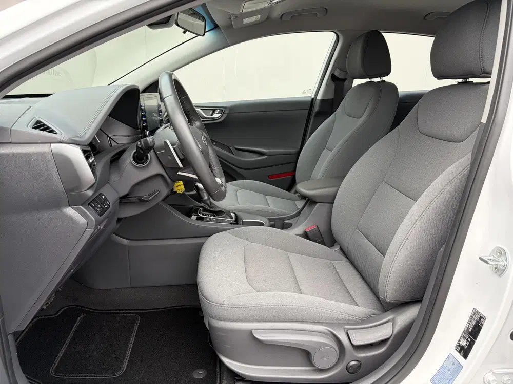 Hyundai IONIQ 1.6 GDi Comfort uit 2021, foto 7