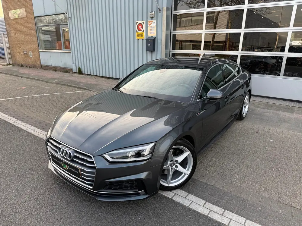 Audi A5 35 TFSI Sport S-tronic AUT S-line edition uit 2019, foto 7