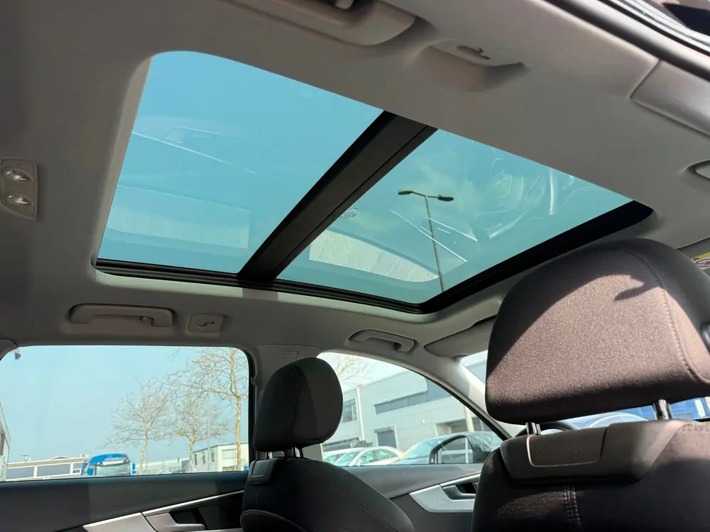 Audi A4 35 TFSI S-tronic AUT ECC uit 2019, foto 19