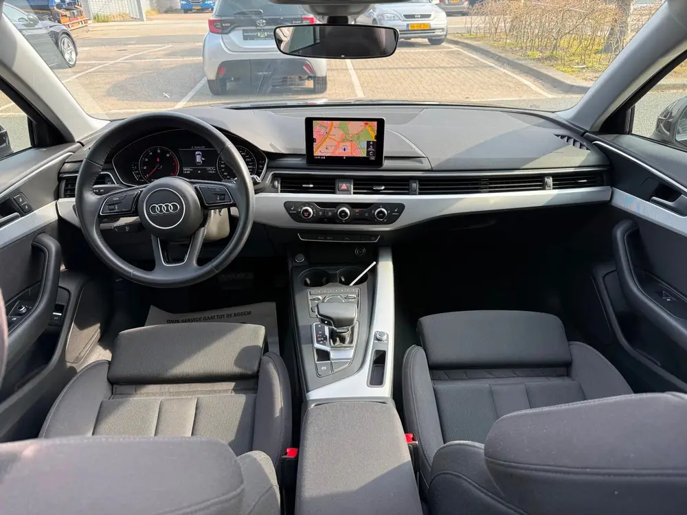 Audi A4 35 TFSI S-tronic AUT ECC uit 2019, foto 2
