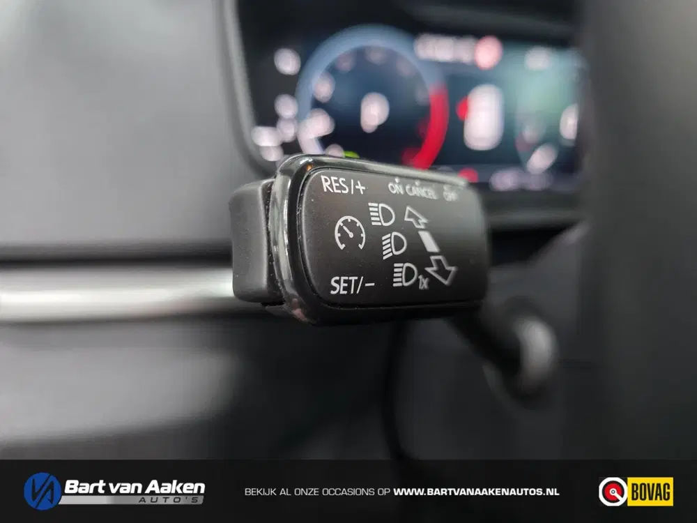 Skoda Karoq 1.5 TSI ACT Business Edition Virtual Cockp uit 2024, foto 12