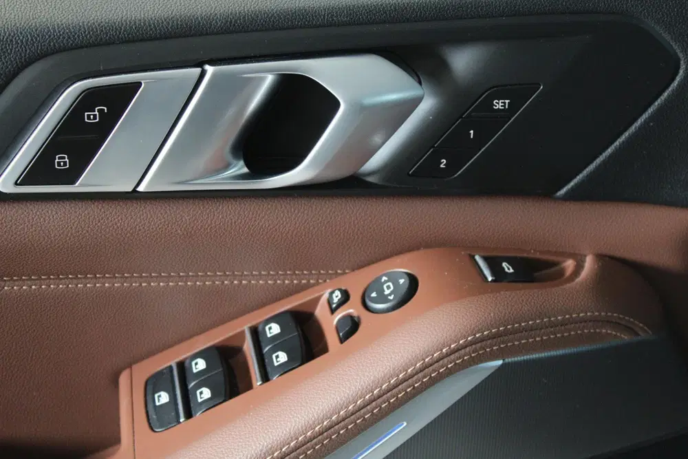 BMW X5 xDrive45e Sport uit 2020, foto 11