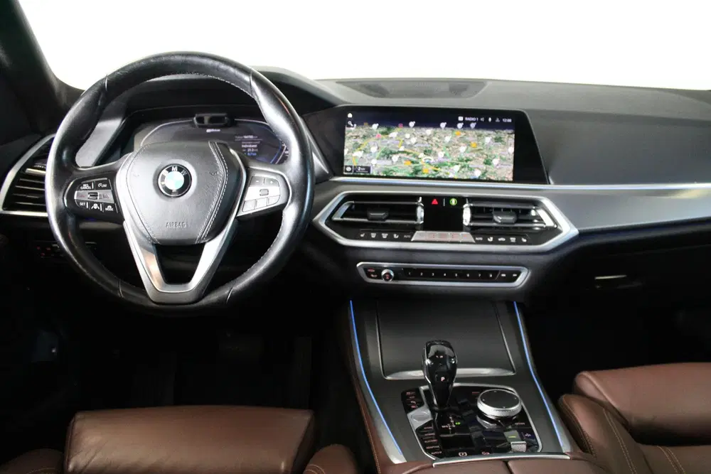 BMW X5 xDrive45e Sport uit 2020, foto 12