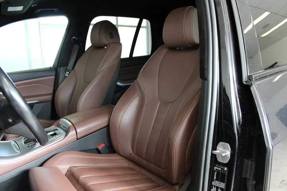 BMW X5 xDrive45e Sport uit 2020, foto 6