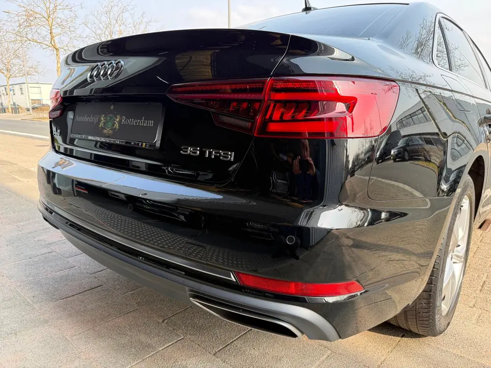 Audi A4 35 TFSI Sport AUT ECC uit 2019, foto 16