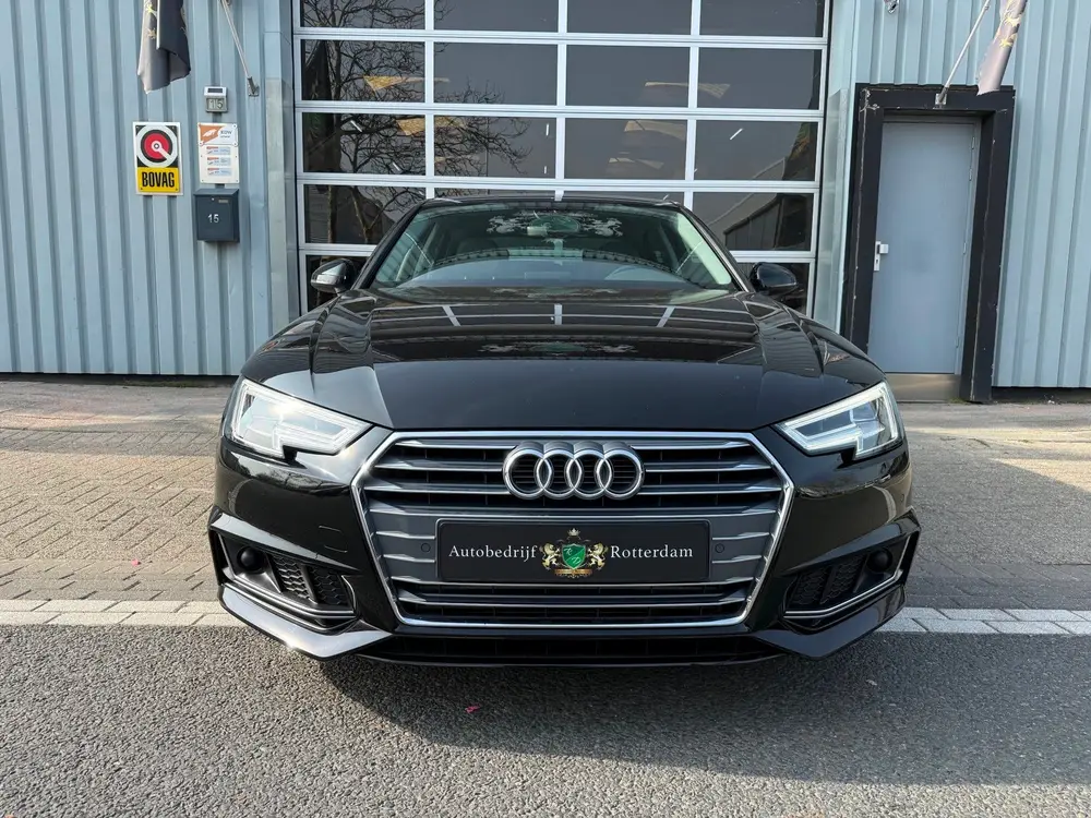 Audi A4 35 TFSI Sport AUT ECC uit 2019, foto 4