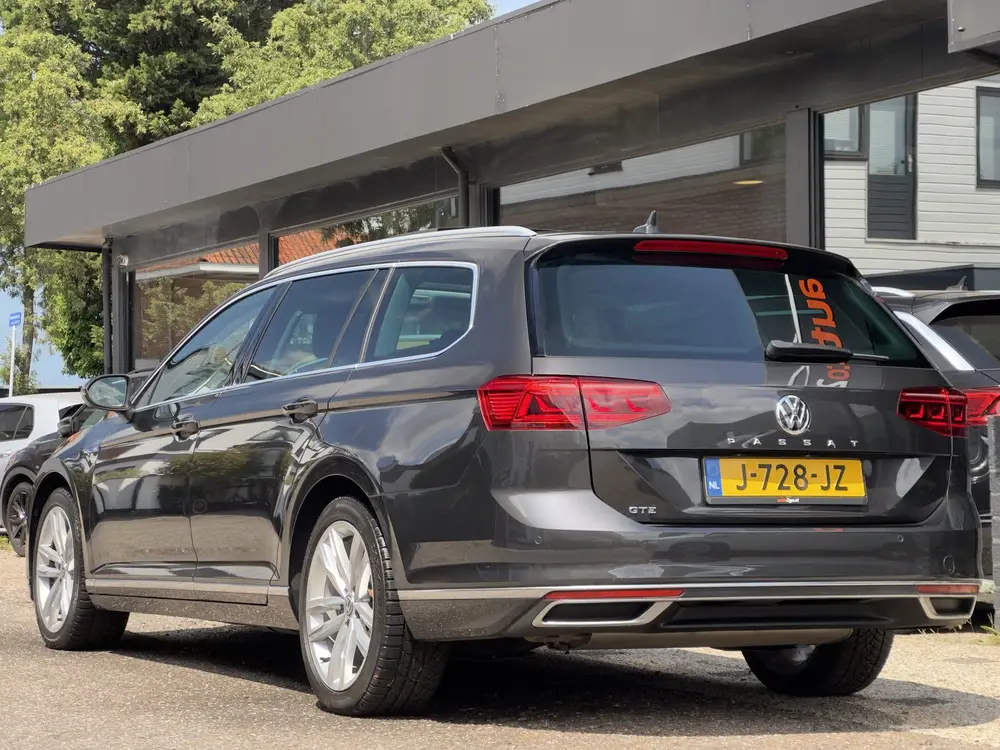 Volkswagen Passat Variant 1.4 TSI AUT7 PHEV GTE BUSINESS. PA uit 2020, foto 3