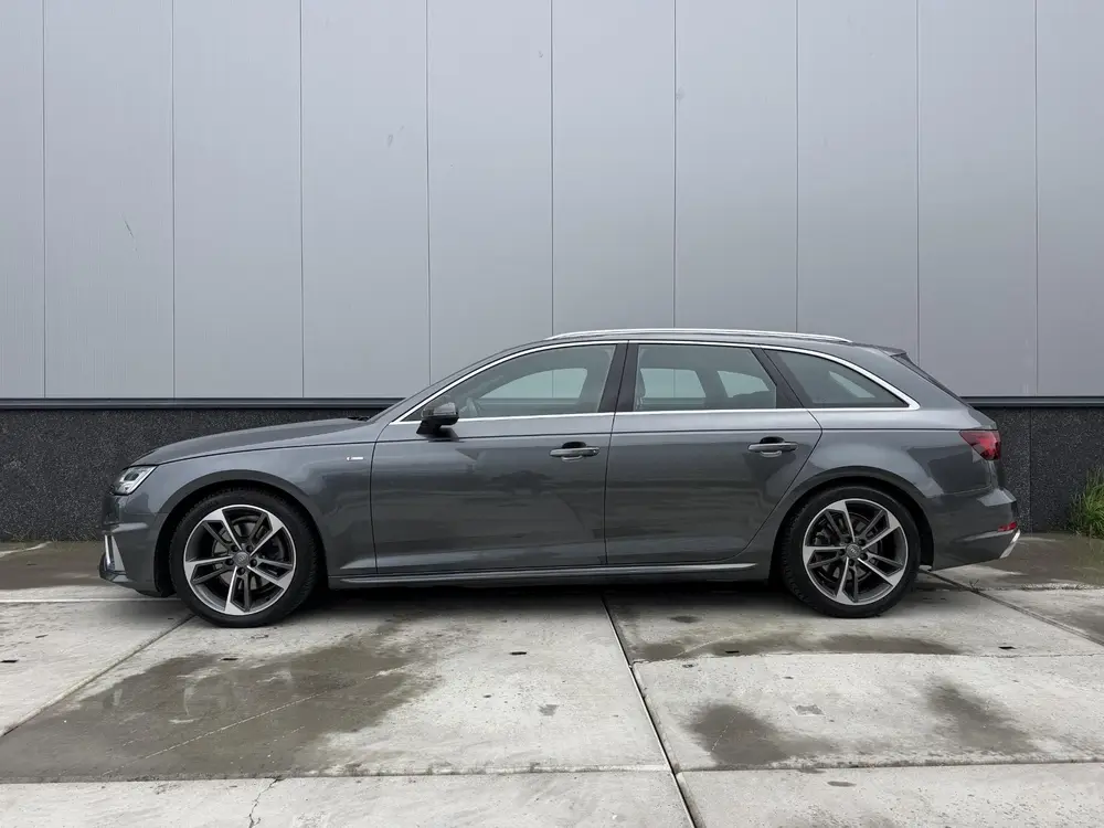 Audi A4 40 TFSI Sport S line edition uit 2019, foto 7