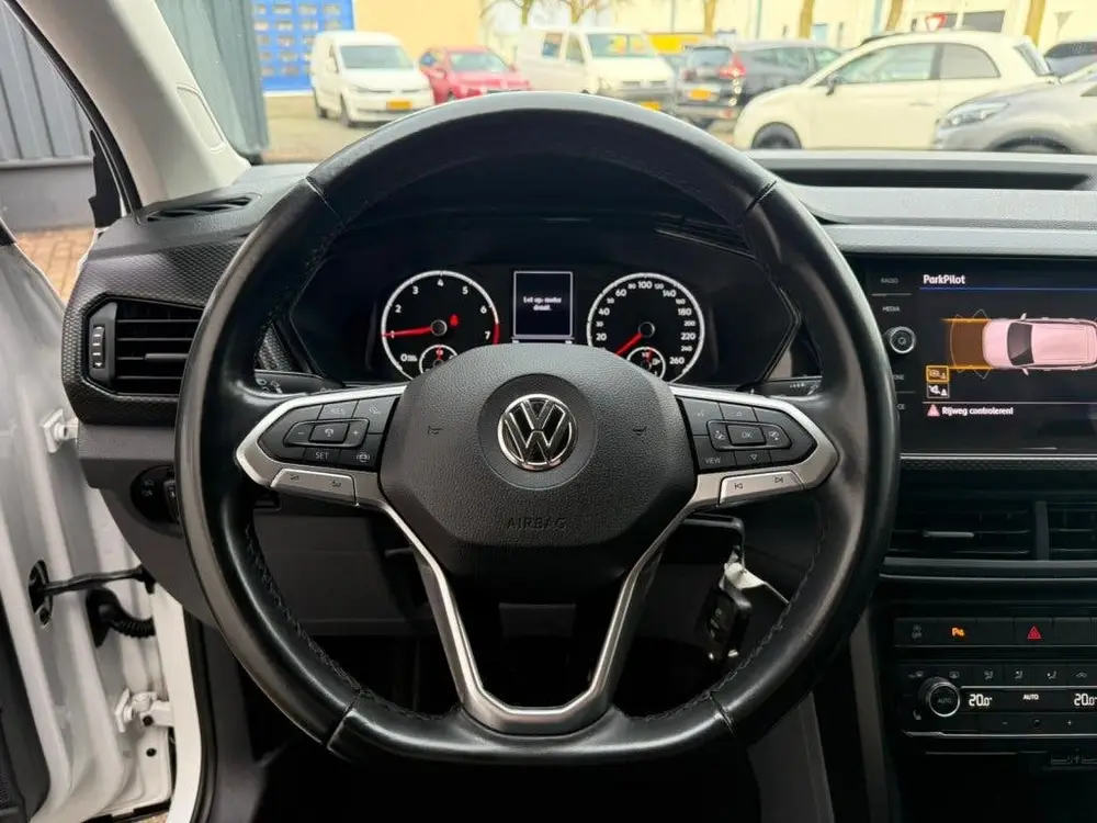 Volkswagen T-Cross 1.0 TSI R-Line (bj 2020) uit 2020, foto 6