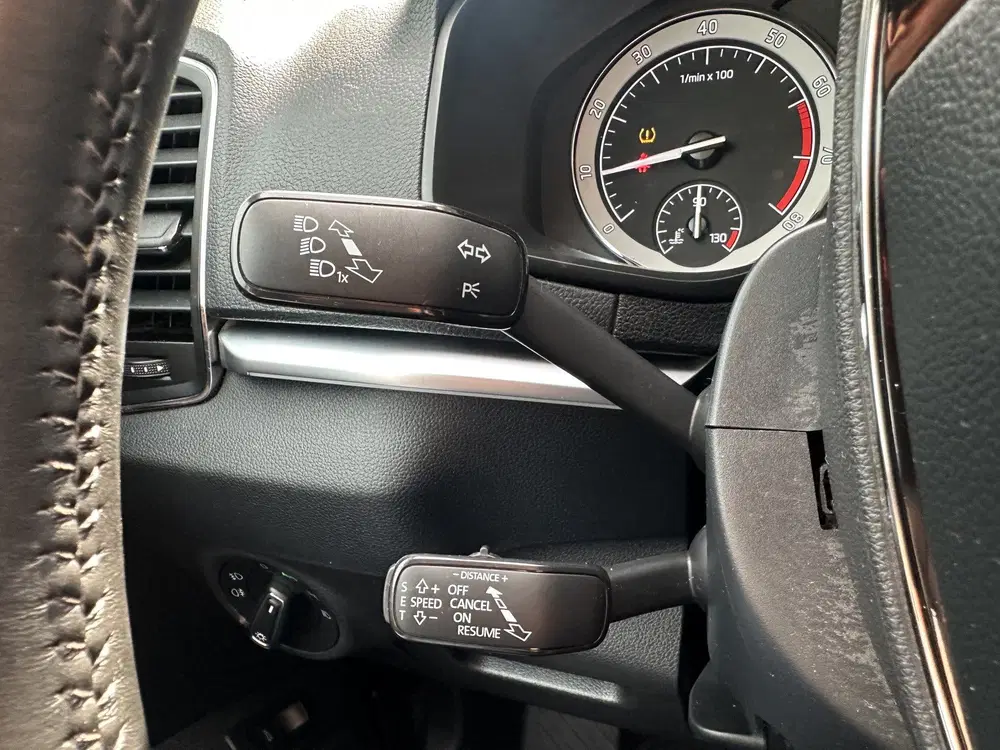 Skoda Karoq 1.5 TSI ACT Style uit 2020, foto 18