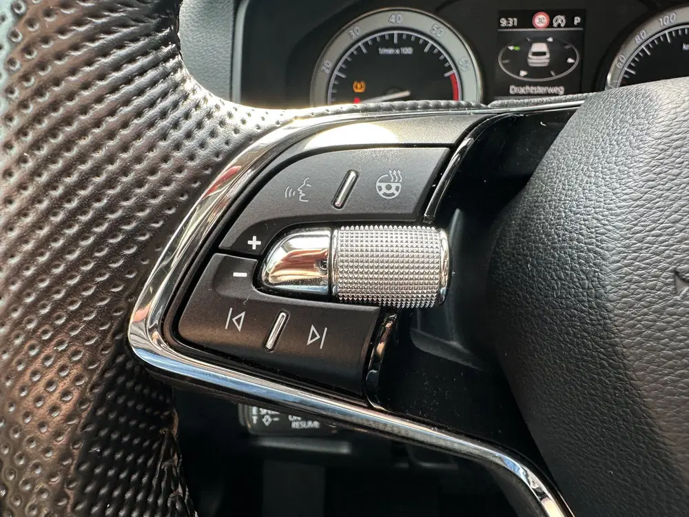 Skoda Karoq 1.5 TSI ACT Style uit 2020, foto 19