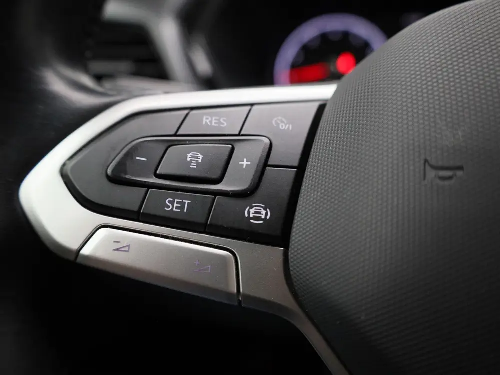 Volkswagen T-Cross 1.0 TSI Life | Airco | Cruise Control | L uit 2021, foto 17