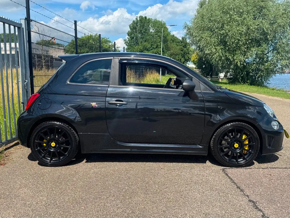 Abarth 695 1.4 T-Jet 180PK Competizione Carbon Sabelt Monza uit 2023, foto 10