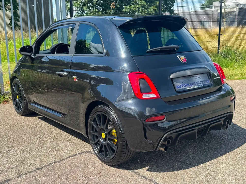 Abarth 695 1.4 T-Jet 180PK Competizione Carbon Sabelt Monza uit 2023, foto 7