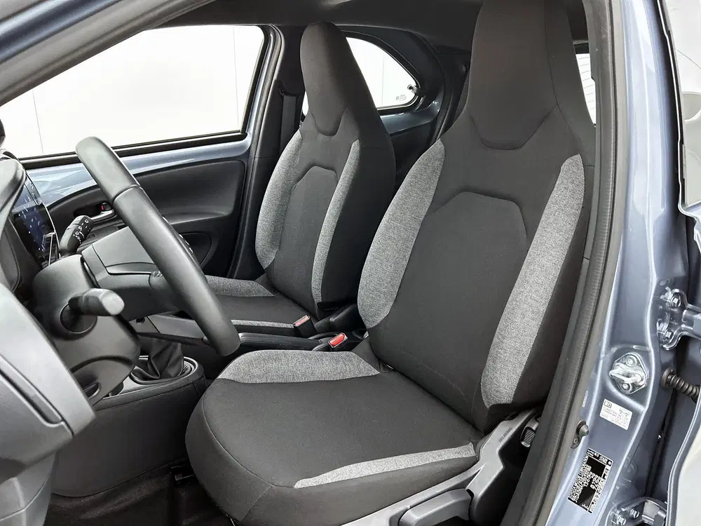 Toyota Aygo X 1.0 VVT-i MT Play uit 2025, foto 16