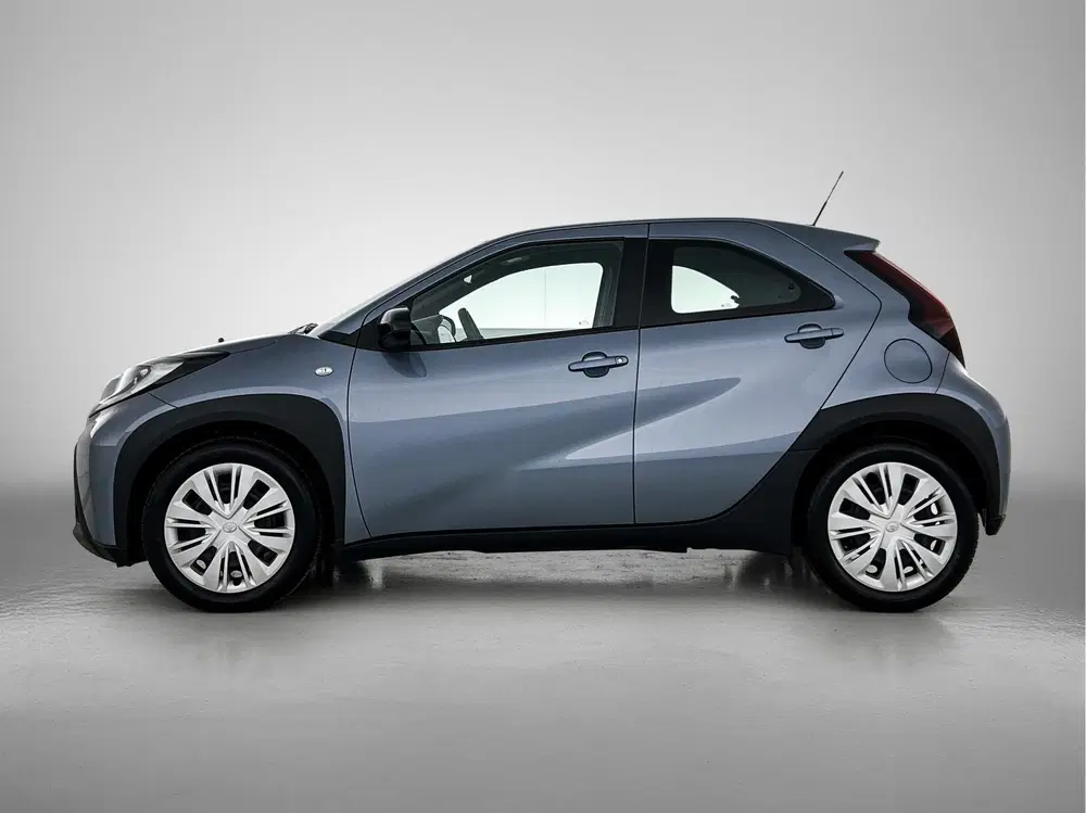 Toyota Aygo X 1.0 VVT-i MT Play uit 2025, foto 3